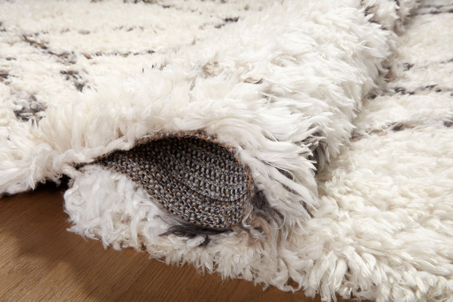 Loloi Amira Rug - AR Ivory / Bark